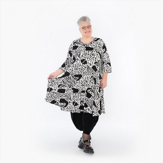Sommer Big Shirt in Glocken Form aus feiner Slinky Qualität