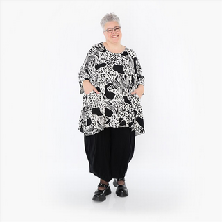 Sommer Big Shirt in Glocken Form aus feiner Slinky Qualität