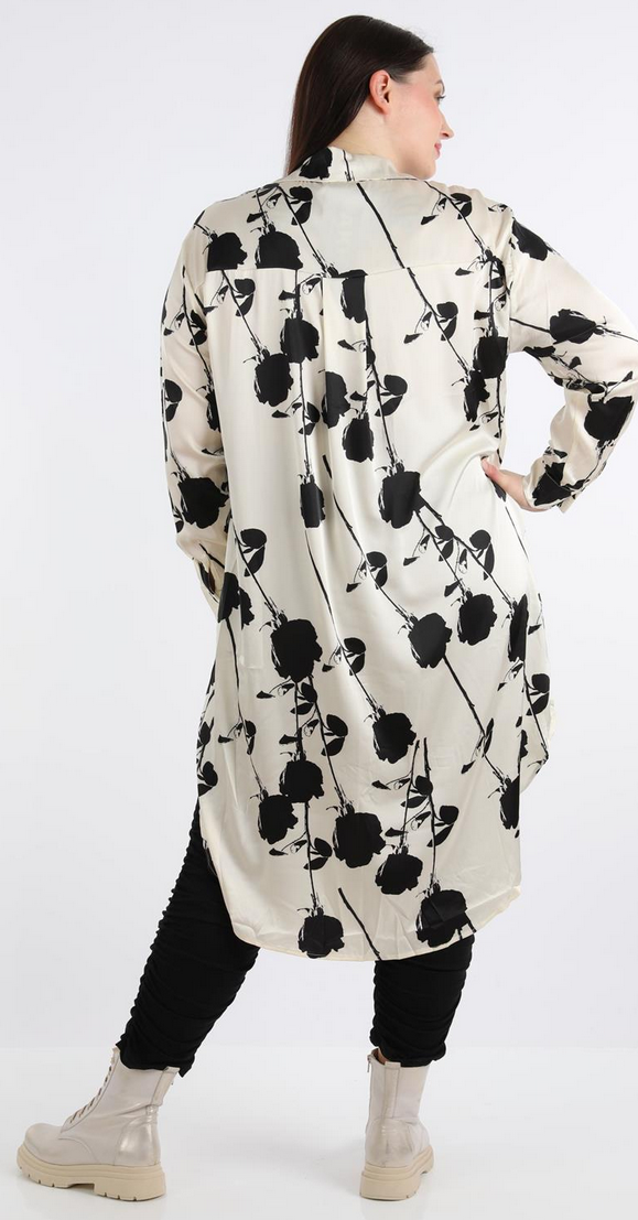 Sommer Bluse in gerundeter Form aus glatter Satin Qualität