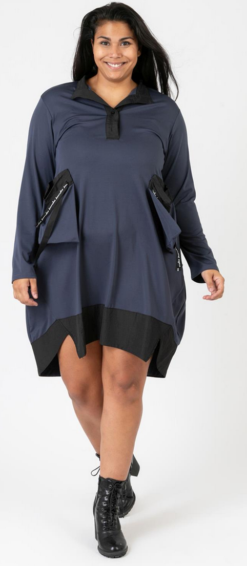 Medi Kleid mit Appliaktionen
