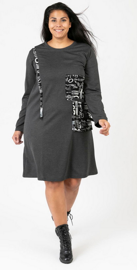 Medi Kleid mit Appliaktionen in 2 Farben