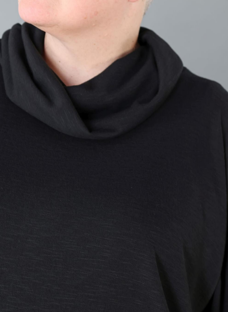 NEU Übergangs Big Shirt in A-Form aus weicher Feinstrick Qualität in verschiedenen Farben