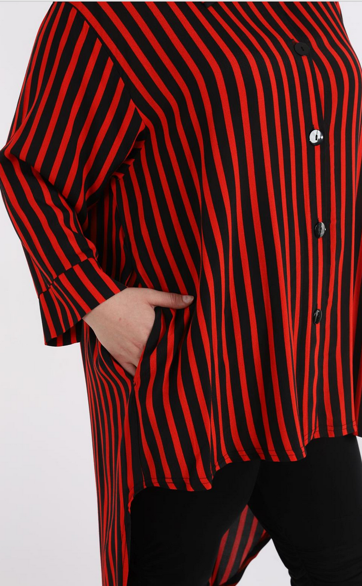 Sommer Bluse in Vokuhila Form aus leichter Krepp Qualität in verschiedenen Farben