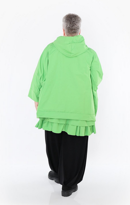 Ganzjahr Jacke in kastiger Form aus feiner Memorytaft Qualität in verschiedenen Farben
