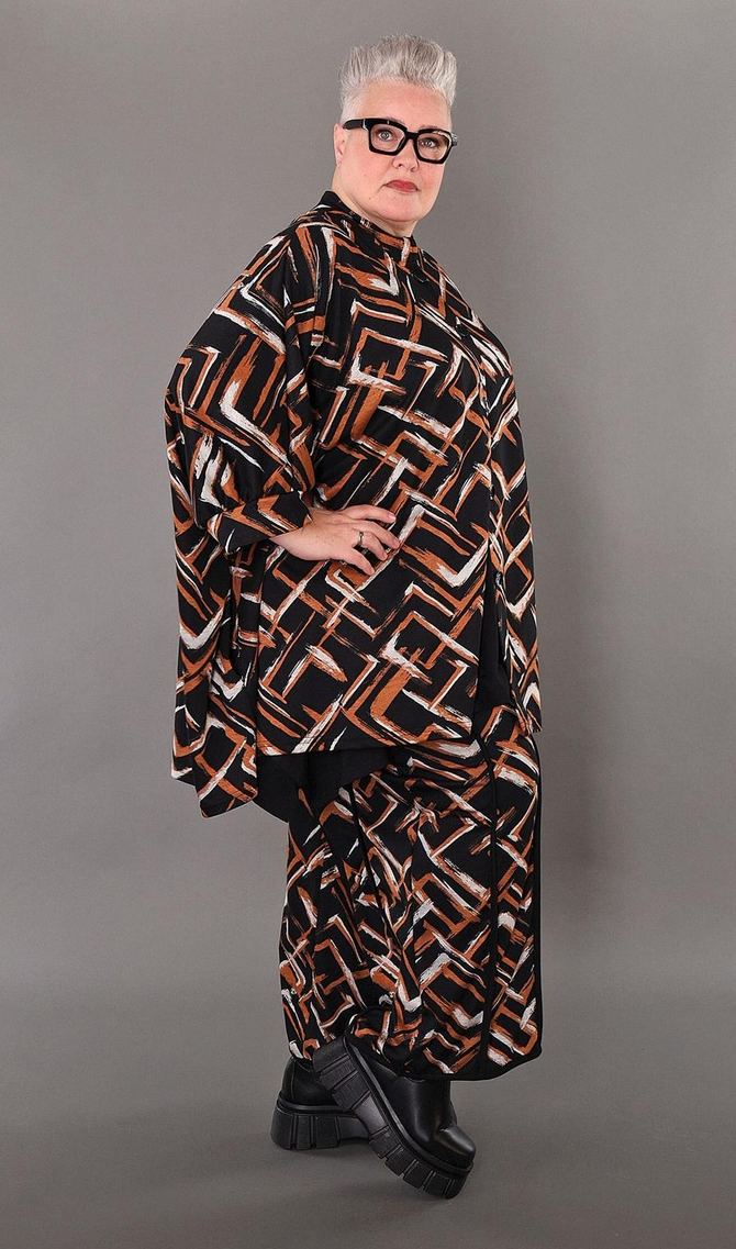 NEU Übergangs Jacke in A-Form aus weicher Jacquard Qualität in 2 Farben