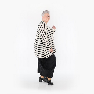 Sommer Big Shirt in A-Form aus feiner Strick Qualität
