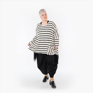 Sommer Big Shirt in A-Form aus feiner Strick Qualität