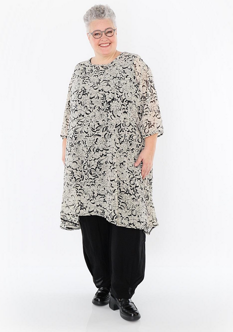 Sommer Big Shirt in A-Form aus durchsichtiger Chiffon Qualität