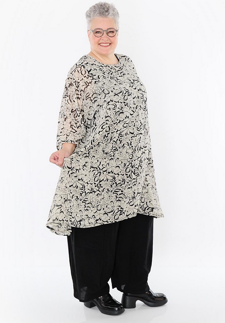 Sommer Big Shirt in A-Form aus durchsichtiger Chiffon Qualität