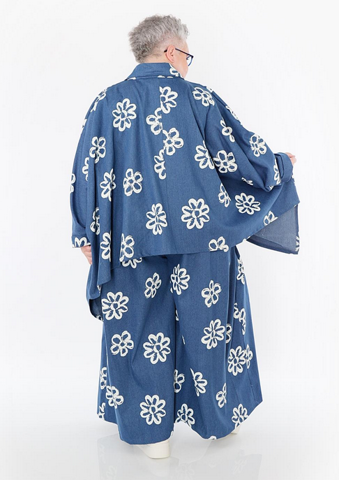 Sommer Bluse in Zipfel Form aus schwerer Jeans Qualität