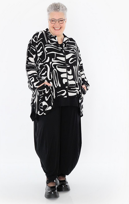 Sommer Jacke in A-Form aus leichter Georgette Qualität