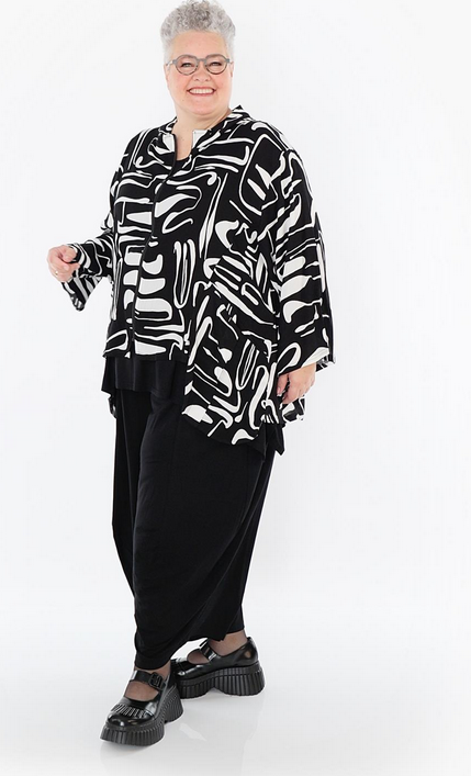 Sommer Jacke in A-Form aus leichter Georgette Qualität