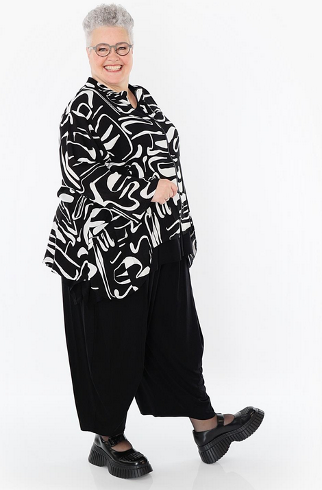 Sommer Jacke in A-Form aus leichter Georgette Qualität