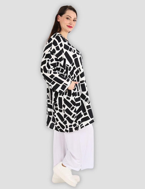Sommer Big Shirt in gerader Form aus leichter Popeline Qualität