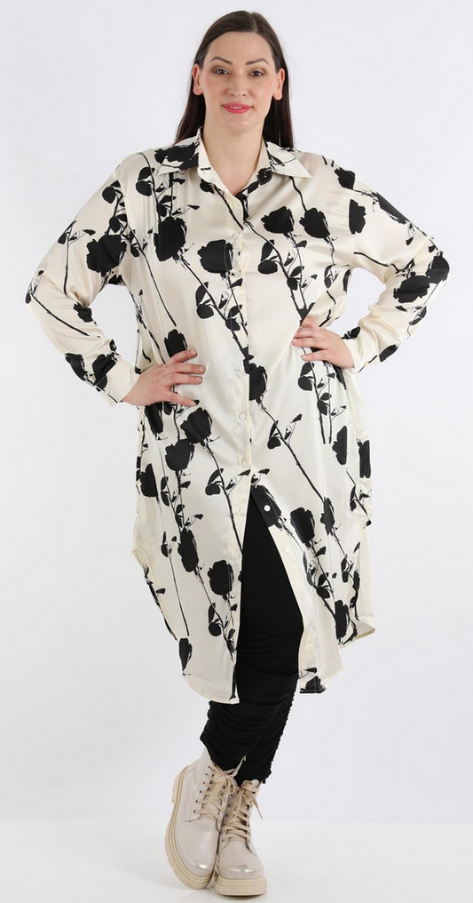 Sommer Bluse in gerundeter Form aus glatter Satin Qualität