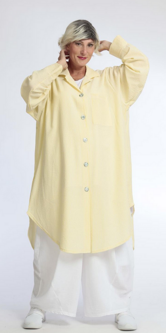 Sommer Bluse in gerundeter Form aus weicher Seersucker Qualität