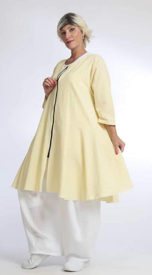 Sommer Jacke in gerundeter Form aus weicher Seersucker Qualität