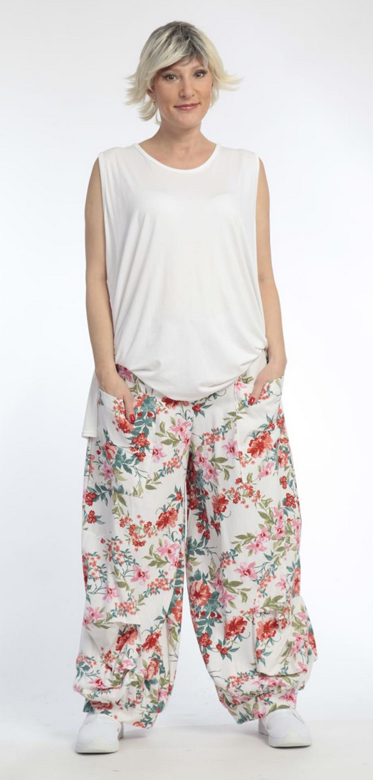 Ballon Hose aus einem Ramie-Leinenmaterial - Balloon trousers made from a ramie linen material