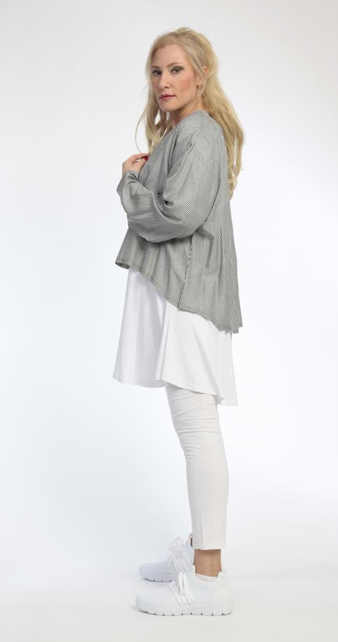 Kurze, leichte Baumwolljacke - Short, light cotton jacket