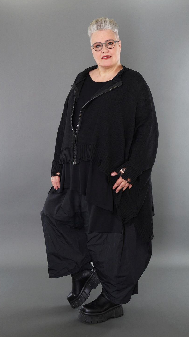 Ganzjahr Jacke in A-Form aus weicher Strick Qualität