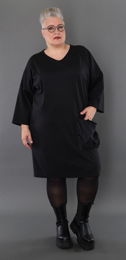 Ganzjahr Kleid in gerader Form aus feiner Jacquard Qualität