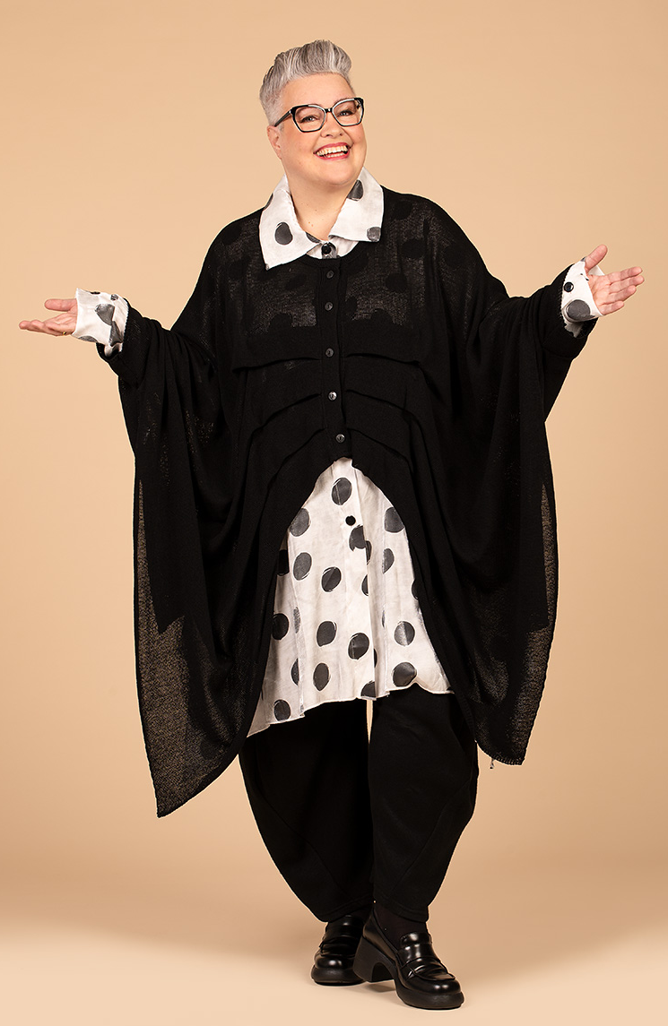 Ganzjahr Jacke in A-Form aus weicher Strick Qualität