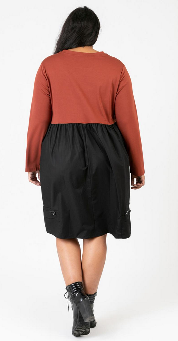 Kleid Mix Memory Jersey mit Pailleten Applikation in 2 Farben
