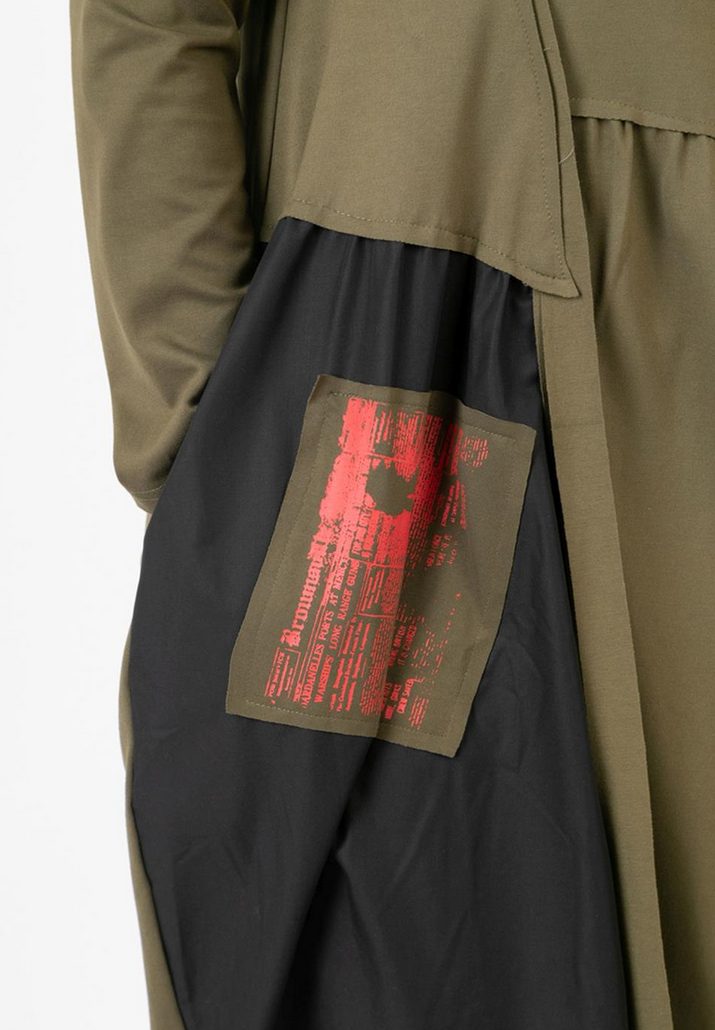 Medi Kleid mit Appliaktionen in 2 Farben
