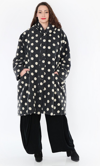 Winter Jacke in Ballon Form aus weicher Wolle Qualität