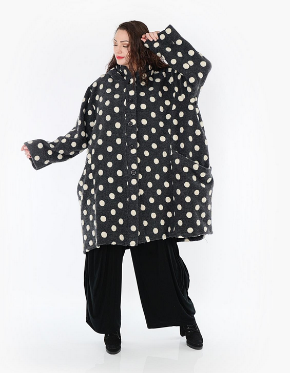Winter Jacke in Ballon Form aus weicher Wolle Qualität