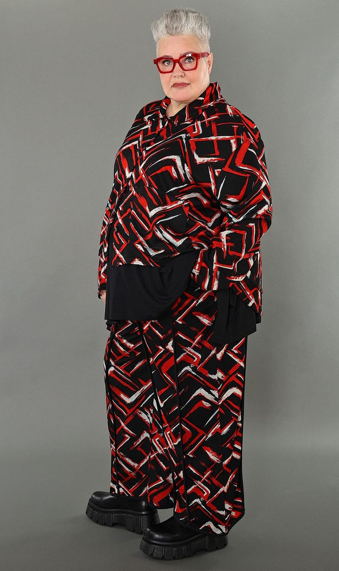 NEU Übergangs Jacke in gerundeter Form aus weicher Jacquard Qualität