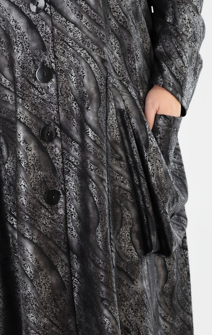 NEU Winter Mantel in gerader Form aus feiner Lederimitat Qualität