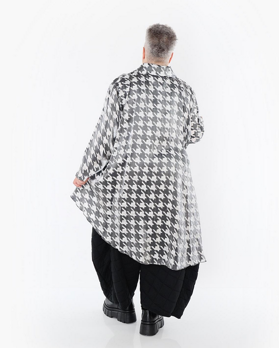 NEU Ganzjahr Bluse in Vokuhila Form aus glatter Seiden-Optik Qualität