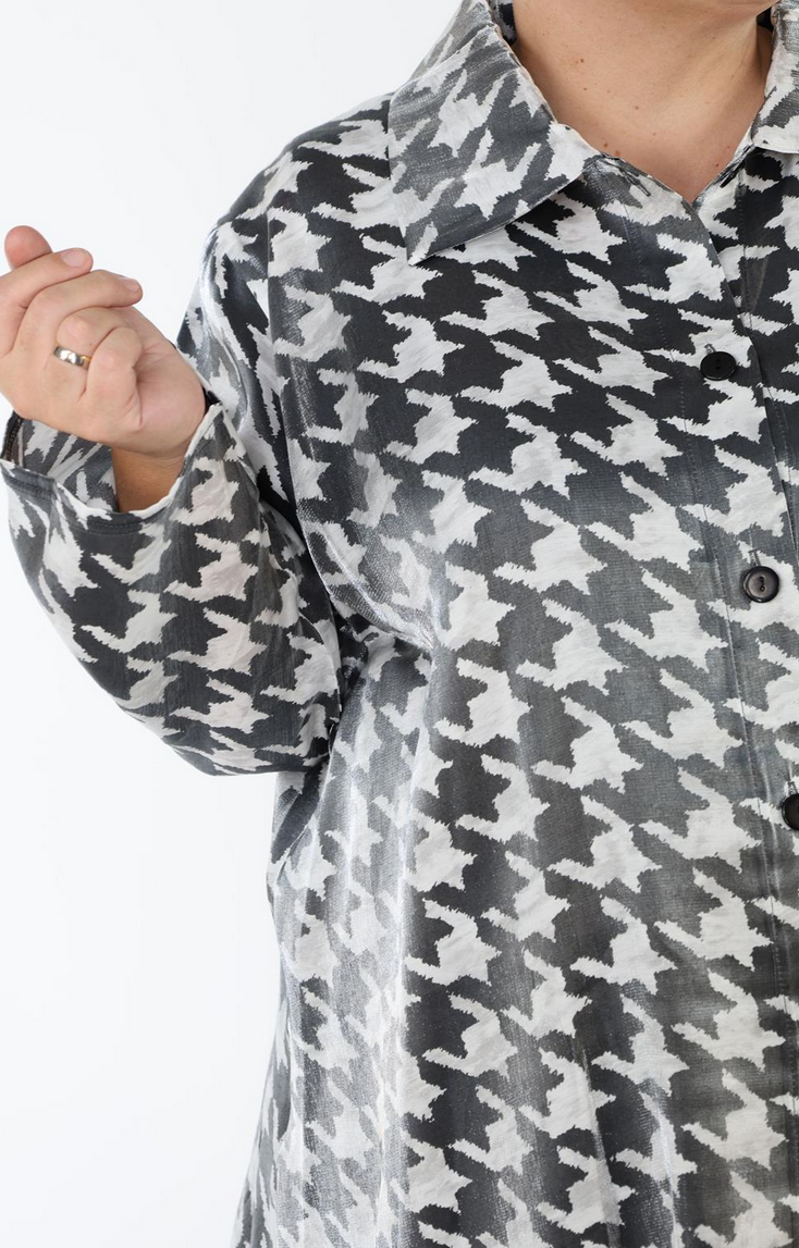 NEU Ganzjahr Bluse in Vokuhila Form aus glatter Seiden-Optik Qualität