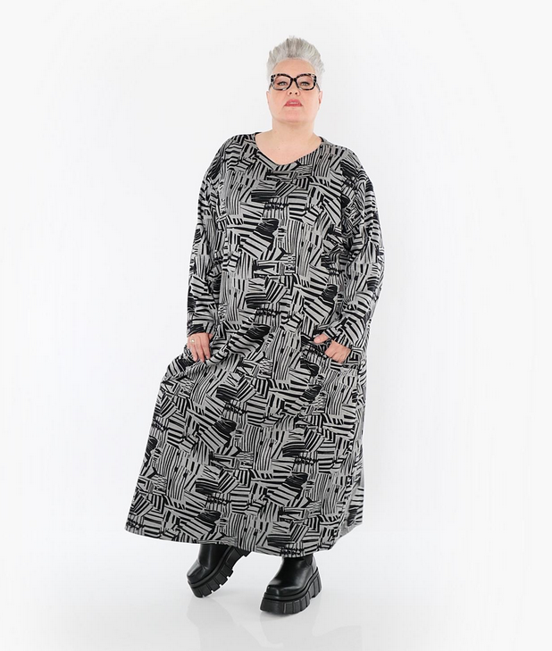NEU Winter Kleid in gerader Form aus warmer Jacquard Qualität