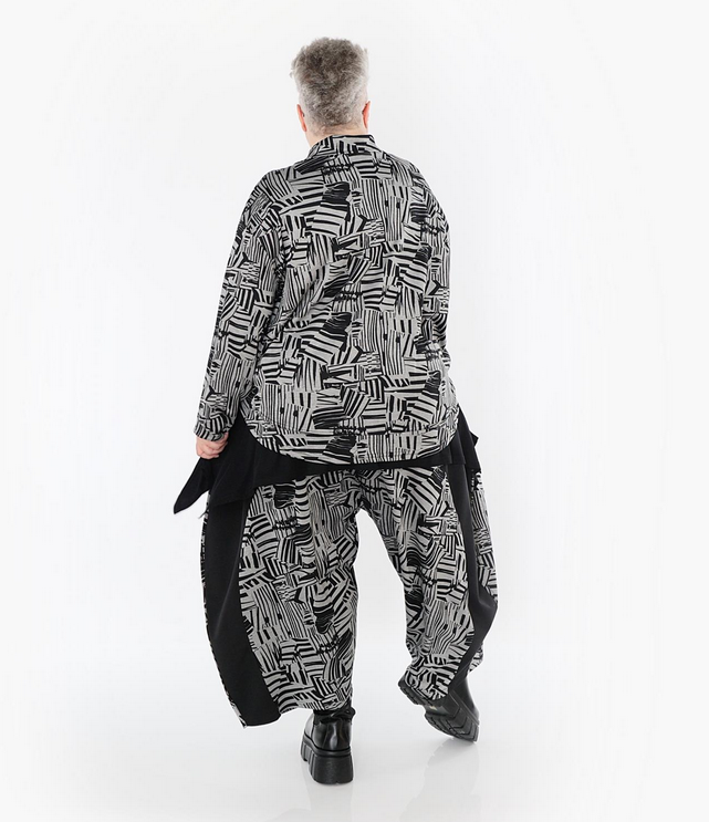 NEU Winter Jacke in gerundeter Form aus warmer Jacquard Qualität