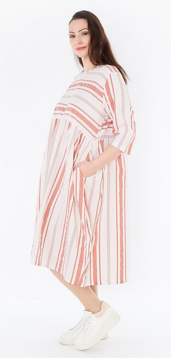 Sommer Kleid in Ballon Form aus leichter Seersucker Qualität in 2 Farben