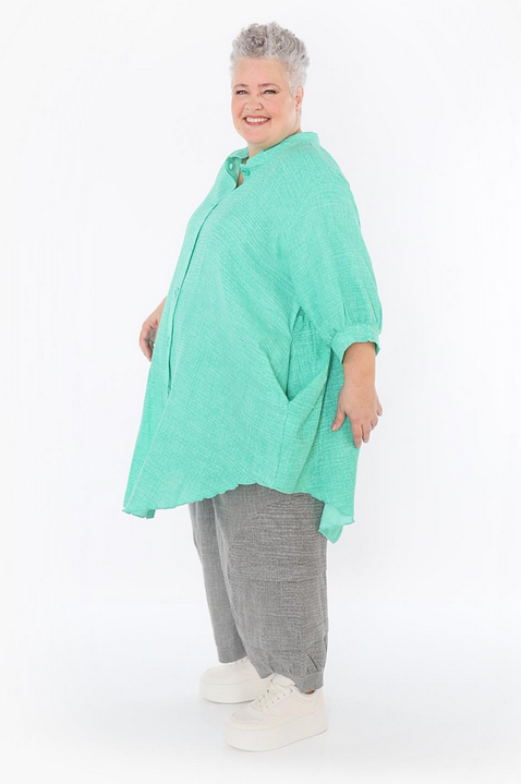 Sommer Bluse in gerundeter Form aus weicher Mousseline Qualität in verschiedenen Farben