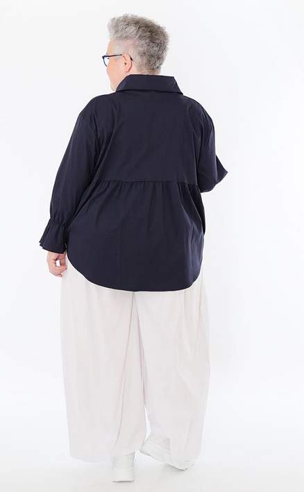 Sommer Bluse in gerundeter Form aus feiner Popeline Qualität in verschiedenen Farben