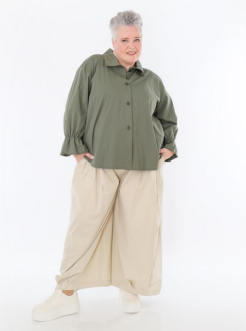 Sommer Bluse in gerundeter Form aus feiner Popeline Qualität in verschiedenen Farben