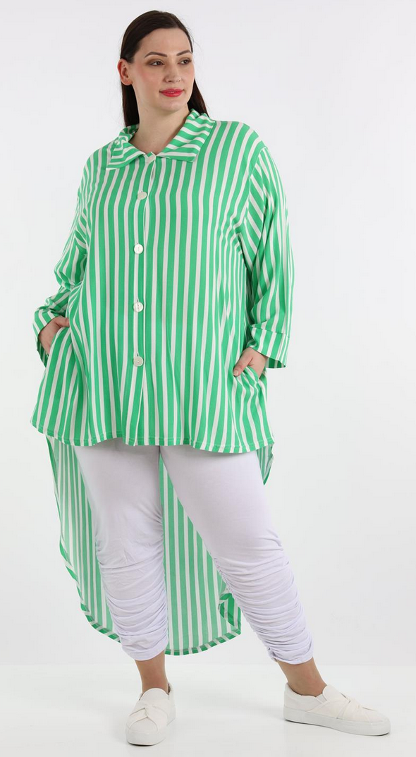 Sommer Bluse in Vokuhila Form aus leichter Krepp Qualität in verschiedenen Farben