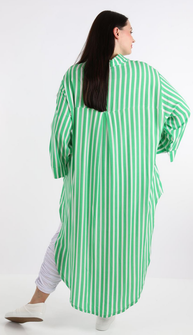 Sommer Bluse in Vokuhila Form aus leichter Krepp Qualität in verschiedenen Farben