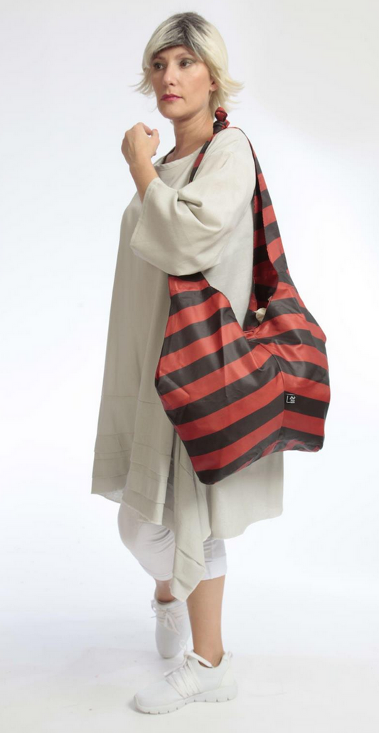 Große Tasche aus Memorytaft - Large pocket made of memory taffeta