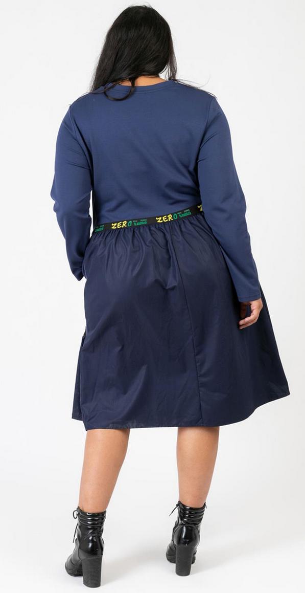 Medi Kleid mit Appliaktionen in 2 Farben