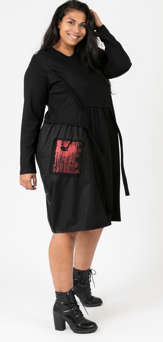 Medi Kleid mit Appliaktionen in 2 Farben